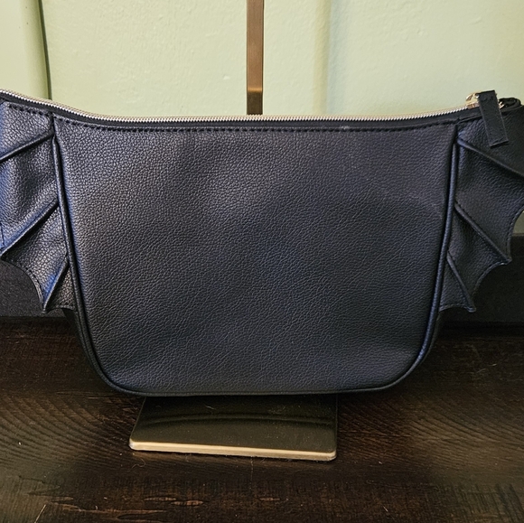 Jeffree Star LE Bat Cosmetic Makeup Bag Clutch w/ products inside Chanel Moira - Picture 2 of 6